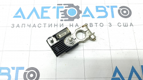 Positive battery terminal for Toyota Camry V40 hybrid, with fuse