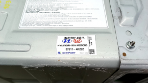 The battery assembly for the Hyundai Sonata 13-15 hybrid is 103kV, 235V, and has 2 oxidized pins in the connector.