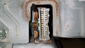 The battery assembly for the Hyundai Sonata 13-15 hybrid is 103kV, 235V, and has 2 oxidized pins in the connector.