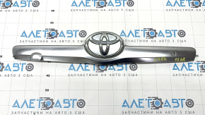 Toyota Camry v40 10-11 trunk lid trim with emblem, chrome, under camera