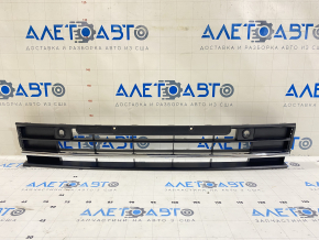 Central grille of the front bumper VW Passat b8 16-19 USA for parking sensors
