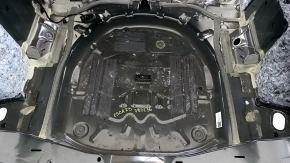 Ford Escape MK4 20-23 trunk tray on the body