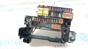 Toyota Prius V 12-17 underhood fuse box