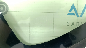 The rear left window of a Toyota Prius V 12-17 has a cut seal.