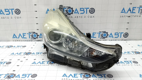 Toyota Prius V 15-17 right front headlight, bare, restyling, halogen, needs polishing, sand, varnish peeling