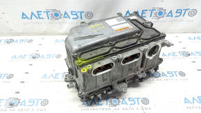 The Toyota Prius V 12-17 inverter has dented tubes.