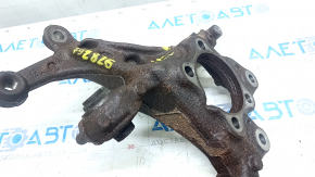 The rear left axle of a Toyota Prius 50 Prime 17-22 FWD is rusty.
