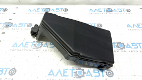 Mitsubishi Outlander 22-25 hood fuse box upper cover