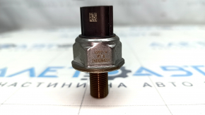 Mitsubishi Outlander 22-25 2.5 Fuel Rail Pressure Sensor