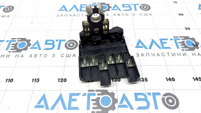 Mitsubishi Outlander 22-25 positive terminal without wiring
