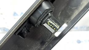 Mitsubishi Outlander 22-25 lower front left door trim, structure, crack in fastening