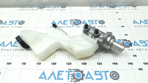 Mitsubishi Outlander 22-25 2.5 Master Brake Cylinder with Reservoir
