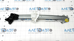 The front right window lift mechanism of a Mitsubishi Outlander 22-25 is broken.