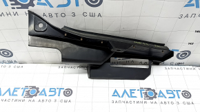 Right hood-wing seal for Mitsubishi Outlander 22-25 plastic