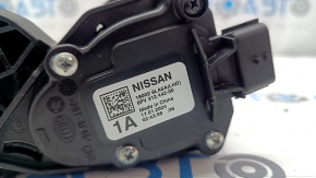 Mitsubishi Outlander 22-25 gas pedal