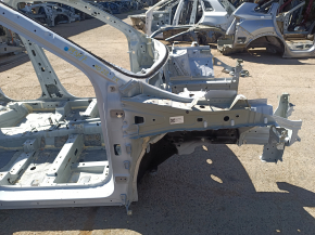 Mitsubishi Outlander 22-25 front right quarter panel with eyepiece, on the body, white