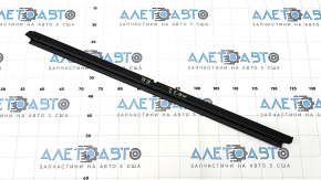 Inner glass seal for the rear right door of a Mitsubishi Outlander 22-25
