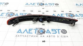 Mitsubishi Outlander 22-25 right rear bumper reflector