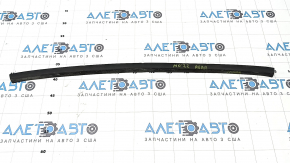 Upper rubber seal for the trunk door of a Mitsubishi Outlander 22-25