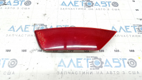 Ford Escape MK3 13-19 rear left reflector scratched