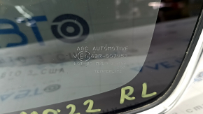 Mitsubishi Outlander 22-25mm rear left window with tinted glass and chrome molding