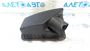 Chrysler 200 15-16 2.4 air filter housing upper cover missing fragment