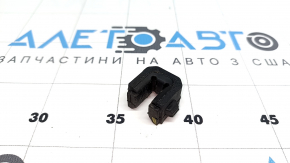 Upper right radiator mount for BMW 3 G20 19-24 tires
