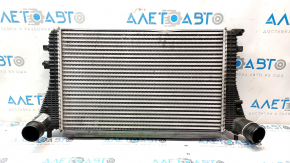 VW Passat b8 16-19 USA intercooler is dented