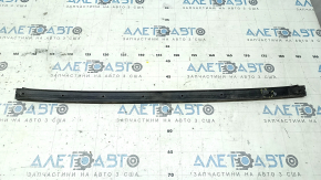 The left hood seal on a Ford Mustang mk6 18-23 is torn.