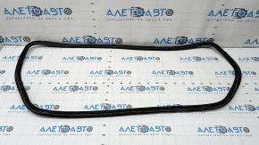 BMW 3 G20 19-24 trunk lid seal is torn