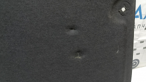 The hood insulation of the Hyundai Elantra AD 19-20 is torn.