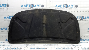 The hood insulation of the Hyundai Elantra AD 19-20 is torn.