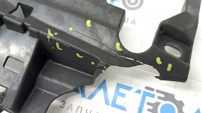 The rear bumper bracket, center, BMW 3 G20 23-25 is broken.