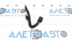 The front airbag sensor chip for the 19-20 Nissan Rogue is mounted on a TV.