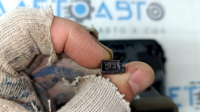 BMW 3 G20 19-25 center console air vent, black, without cigarette lighter, crack in mount, water damage