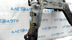 The front subframe of a Nissan Rogue 14-20 is rusty, 2 ribs are torn, 2 ribs have microcracks.