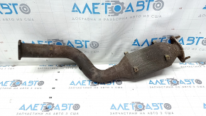 The exhaust pipe, the middle part with the catalytic converter of the Nissan Rogue 16-20, is rusty, the bolts are broken off.