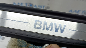 Front left outer door sill trim for BMW 3 G20 19-24, chrome, BMW lettering, scratches, crack in fastening