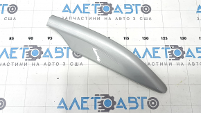 Front right longitudinal roof rail cover for Nissan Rogue 14-20 with 4 mounts, broken mount