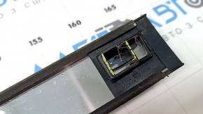 Right roof lining for Nissan Rogue 14-20 under the roof rail, broken fastener