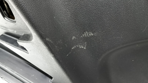 Left arch trim for a 19-20 Nissan Rogue, black, 2 rows, scratches, worn