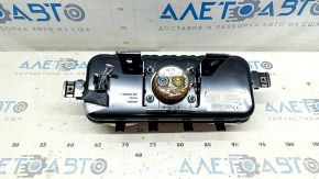 The Ford Mustang mk6 18-23 passenger airbag in the dashboard has a rusty piston.