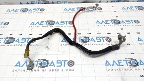 Positive terminal of the Audi Q3 83A battery, 19-25