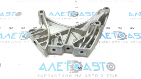 Right engine bracket for Audi Q3 83A 19-25