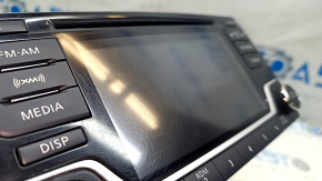 Nissan Leaf 18-22 tape recorder, radio, player, minor scratches