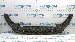 The front bumper guard of the Audi A3 8V 15-16 is worn out and the mount is broken.