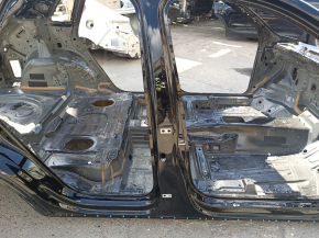 The central right body pillar of the Audi Q3 83A 19-25 on the body