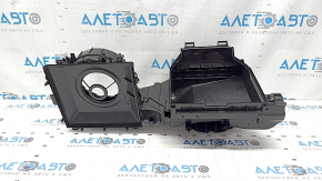 The bare heater housing and ventilation of the Audi Q3 83A 19-25