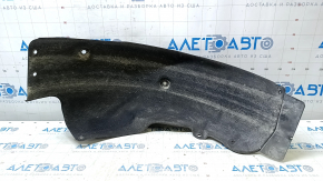The rear right fender liner of the front part of the Hyundai Elantra AD 19-20 is torn.