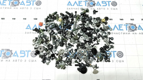 Nissan Rogue 14-20 interior hardware missing